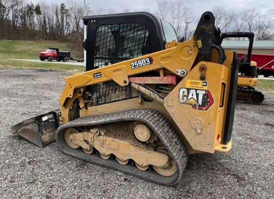 heavy equipment washing (before)