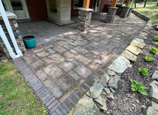 paver patio cleaning and sealing (before)